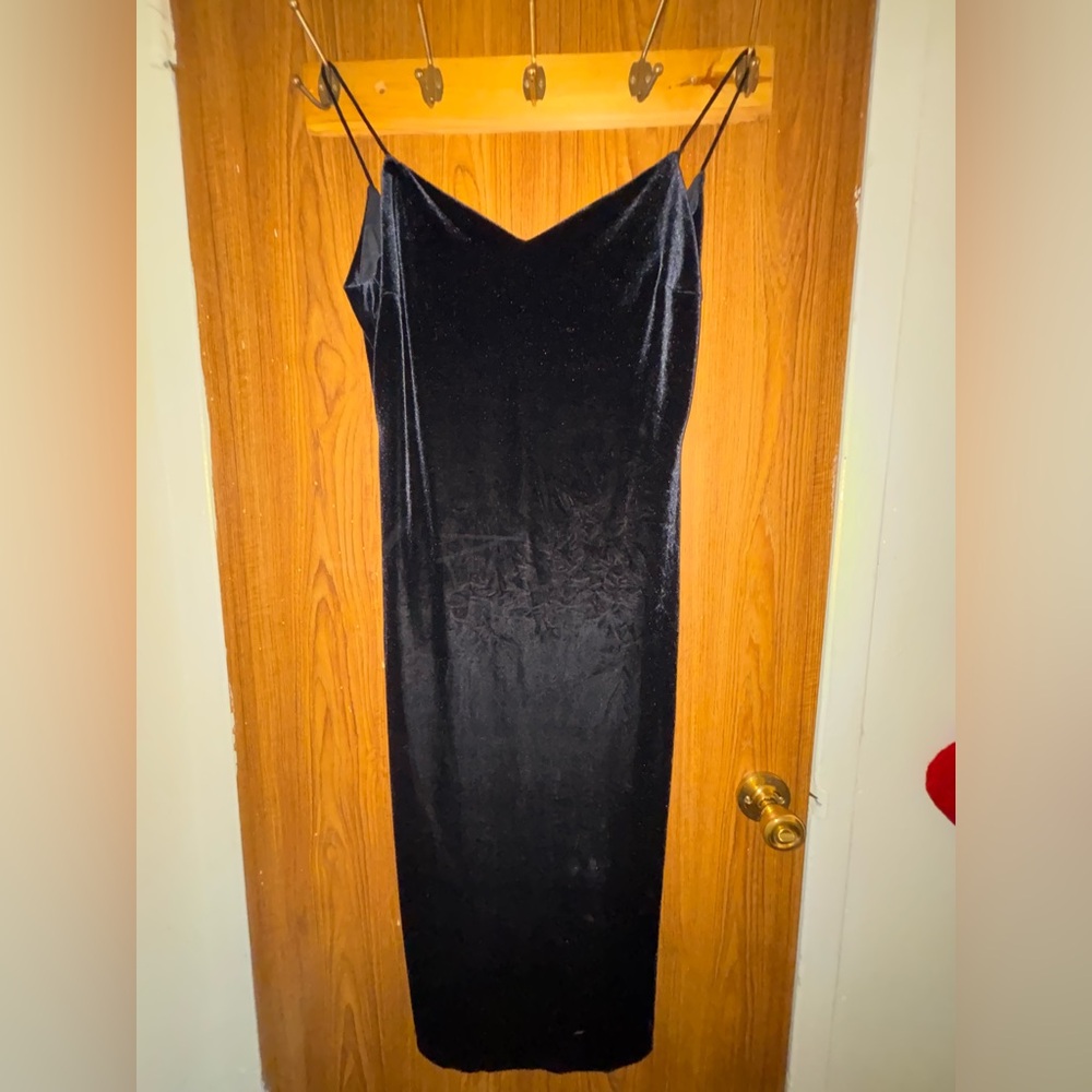 Elegant Black Velvet Dress